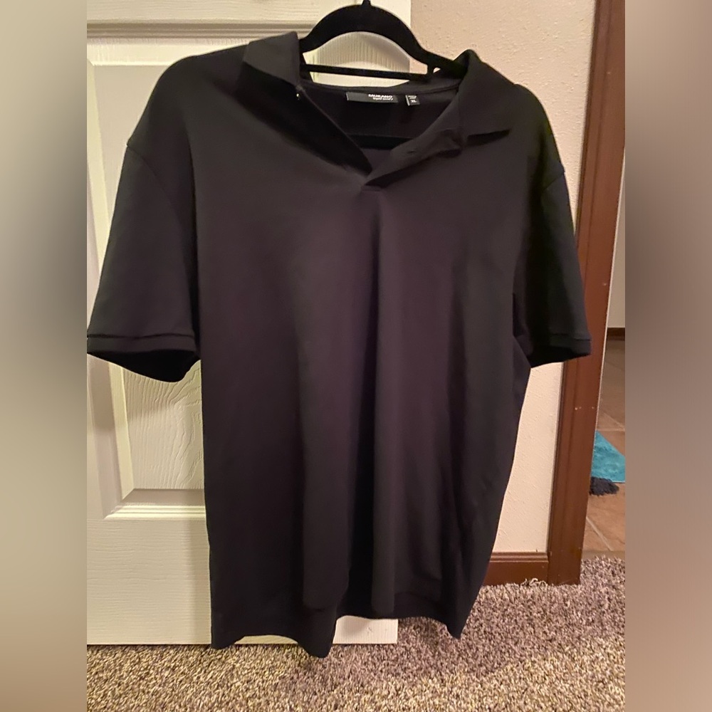 Men’s black polo shirt size XL